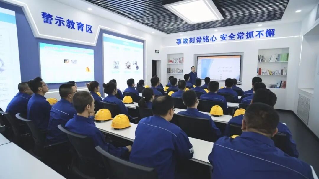 1765960807100177.jpg 2.2.jpg